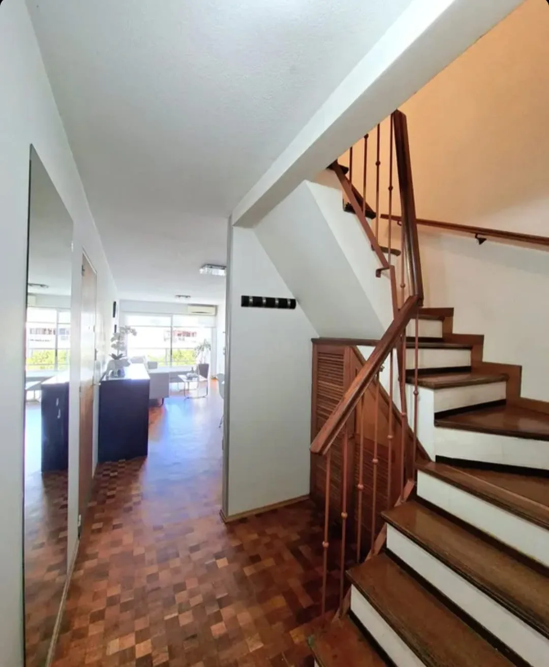 Venta - Pocitos - Penthouse - Tres dormitorios - Tipo dúplex - USD $ 369.000
